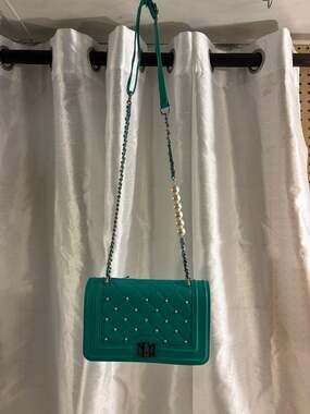Badgley Mischka Green Quilted Pearl Letter Lock Crossbody Bag, One Size
